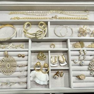 JEWELRY BUNDLE! Tory Burch, Kendra Scott, Lilly Pulitzer, Kate Spade + more!